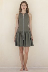 SLEEVLESS PLEATED DRESS Alternative